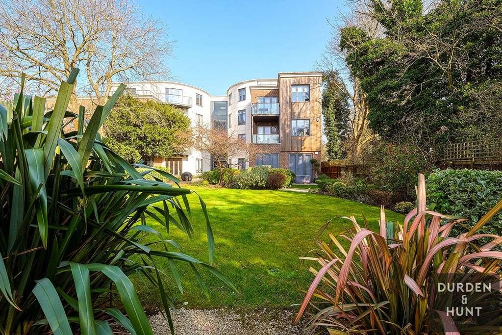 Additional image 36 of 2 bed flat for saleWhitehall Road, Woodford Green IG8