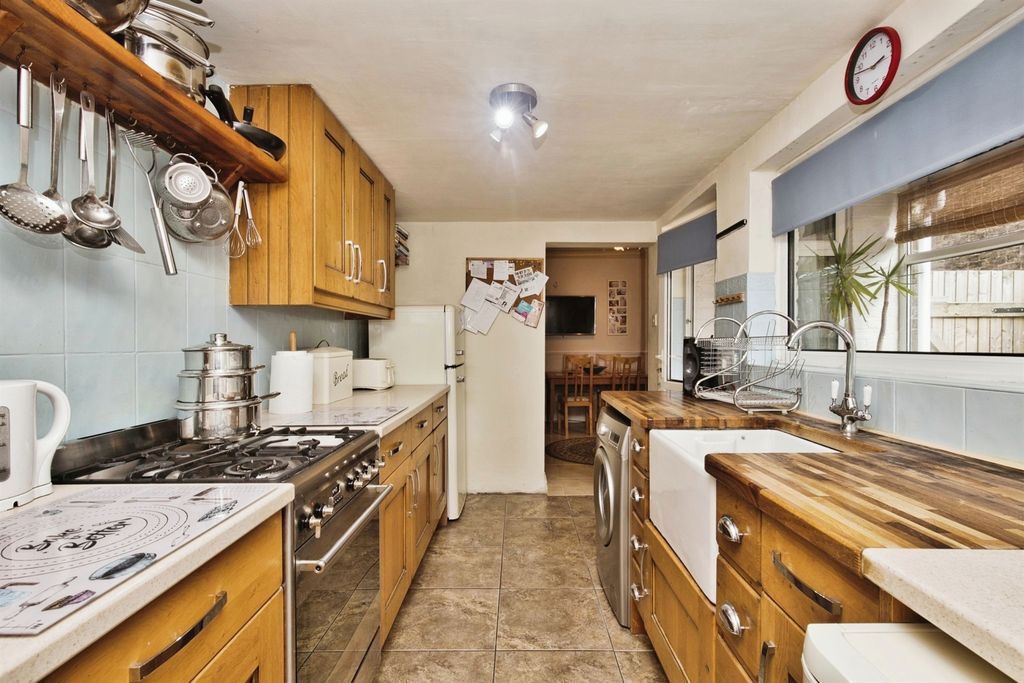 Additional image 4 of 3 bed semi-detached house for saleBourne Road, Alford LN13