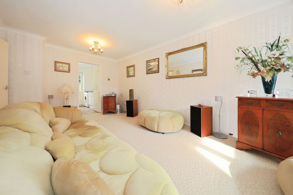 Additional image 2 of 2 bed maisonette for saleGainsborough Drive, Perton Wolverhampton, Staffordshire WV6