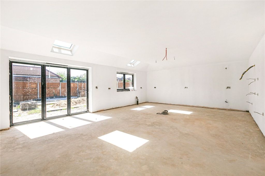 Additional image 2 of 5 bed detached house for saleElmsway, Ashford, Surrey TW15
