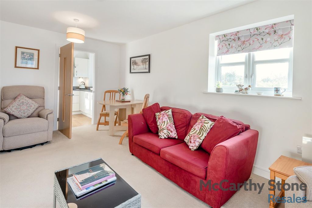 Additional image 5 of 2 bed semi-detached bungalow for saleGibson Court, Tattershall Road Woodhall Spa, Lincolnshire LN10