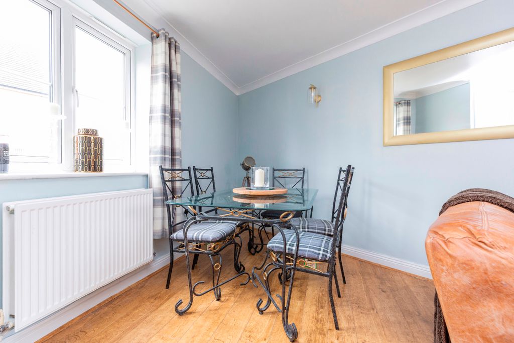 Additional image 4 of 3 bed terraced house for saleBayfields, Gillingham SP8