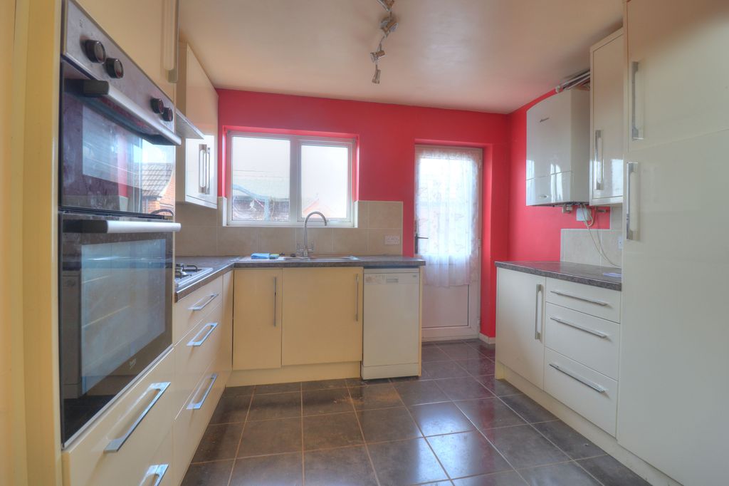 Additional image 3 of 2 bed semi-detached bungalow for saleChalfont Drive, Sileby, Loughborough LE12