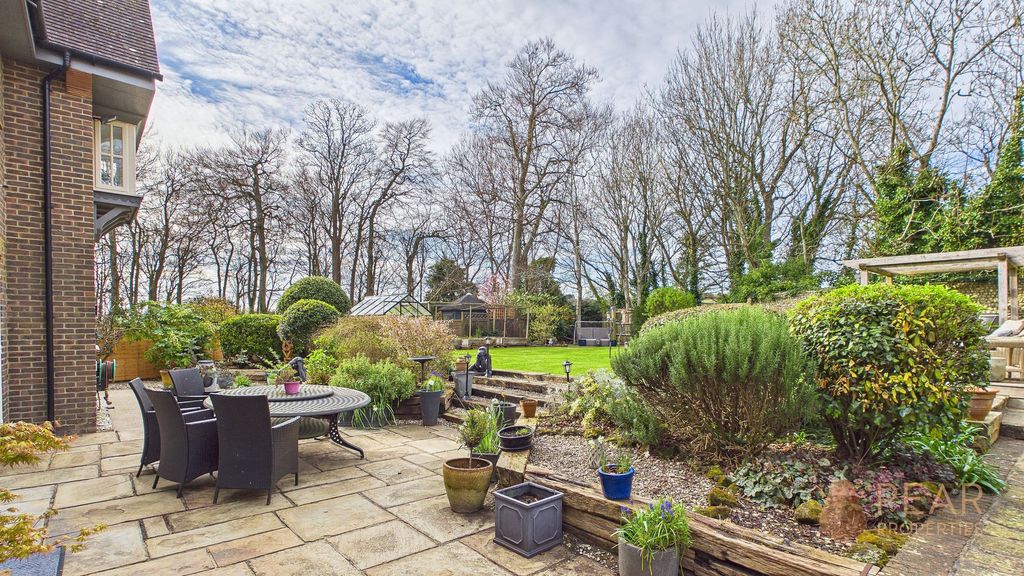 Additional image 26 of 5 bed detached house for saleFirst Avenue, Worthing BN14