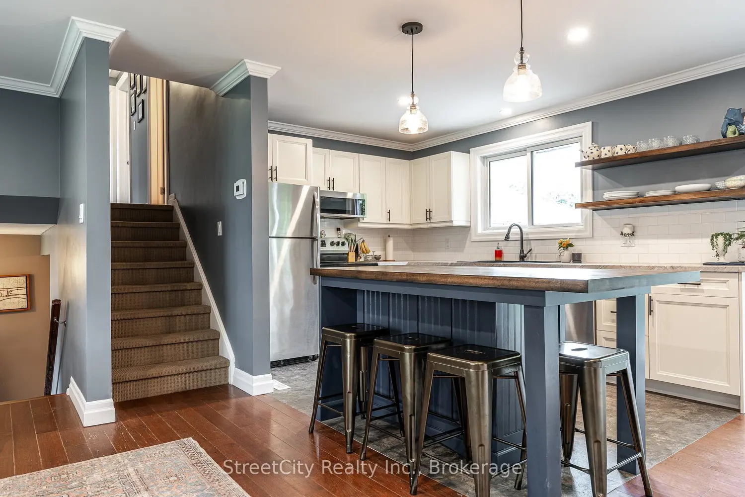 Additional image 4 of 27 Riehl Court