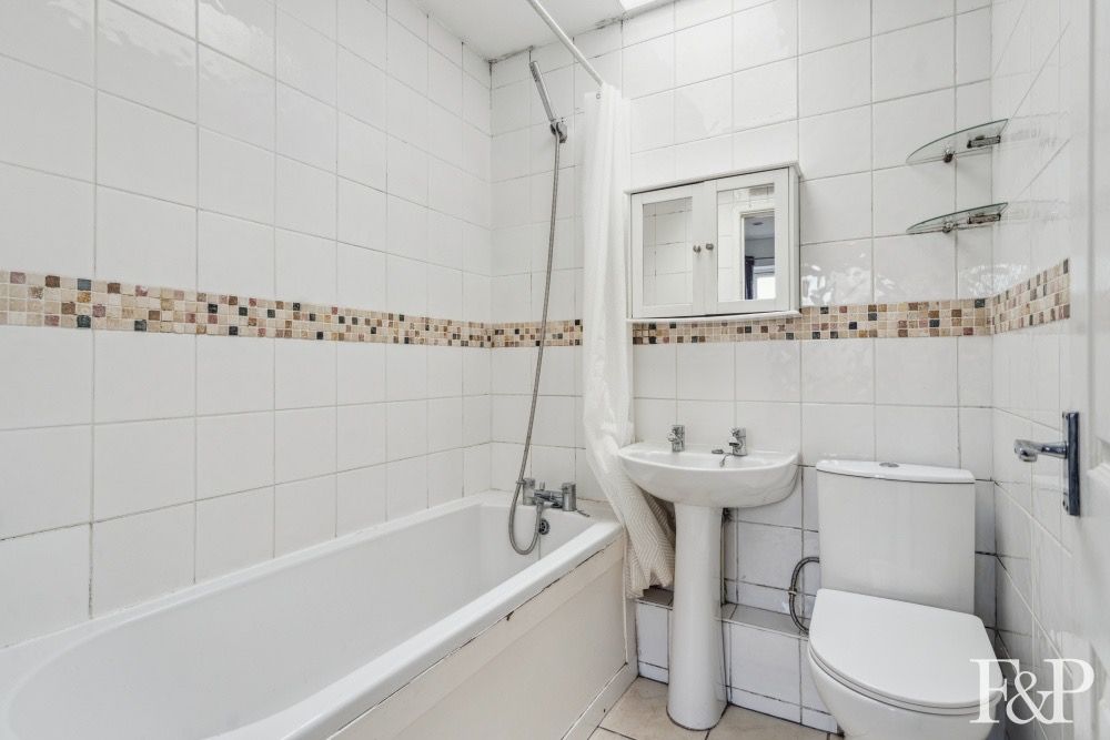 Additional image 10 of 1 bed detached house for saleMaidenhead Road, Windsor SL4