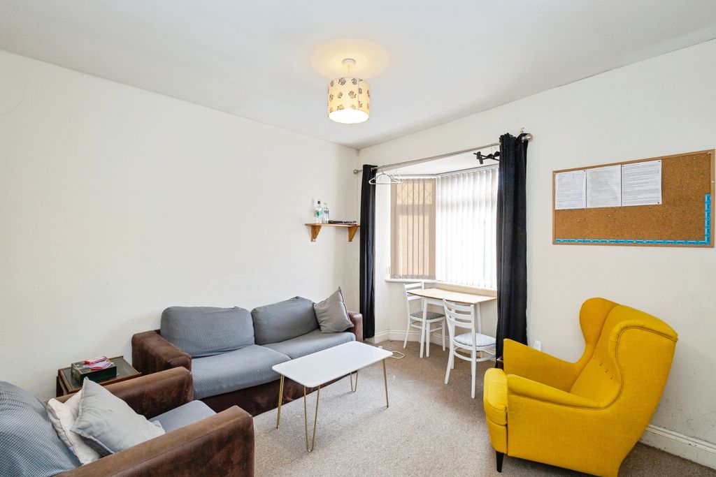 Additional image 2 of 4 bed terraced house for saleSt. Marys Road, Portsmouth PO1