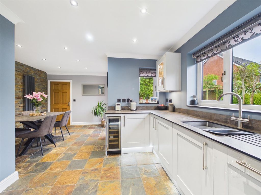 Additional image 14 of 5 bed detached house for saleLychgate Close, Burbage, Hinckley LE10