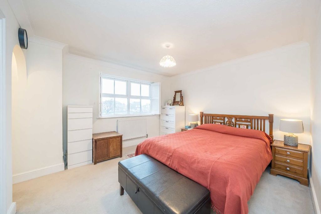 Additional image 5 of 5 bed detached house for saleThe Wickets, Ashford TW15
