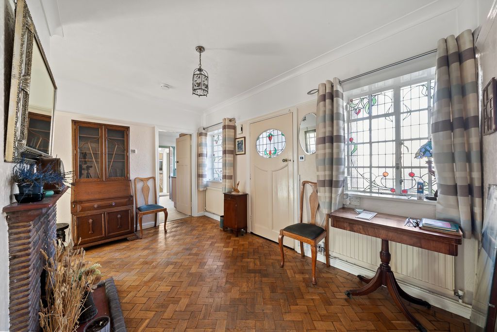 Additional image 9 of 3 bed detached house for saleKingsmead Avenue, Worcester Park KT4