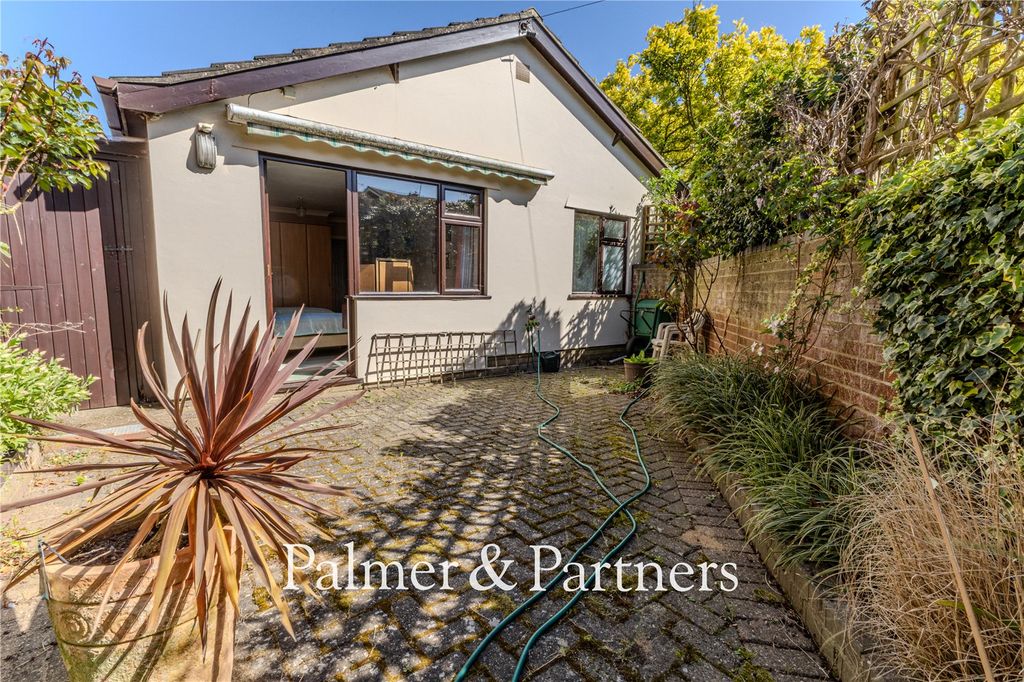 Additional image 19 of 3 bed bungalow for saleWestholme Close, Woodbridge, Suffolk IP12