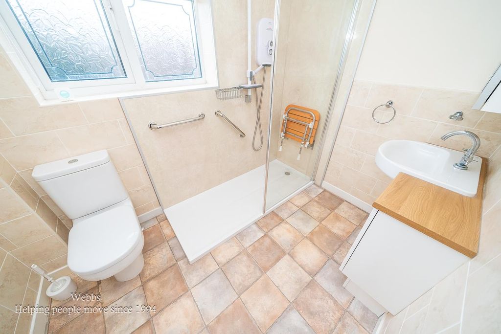 Additional image 17 of 3 bed property for saleHighgrove Close, Willenhall WV12