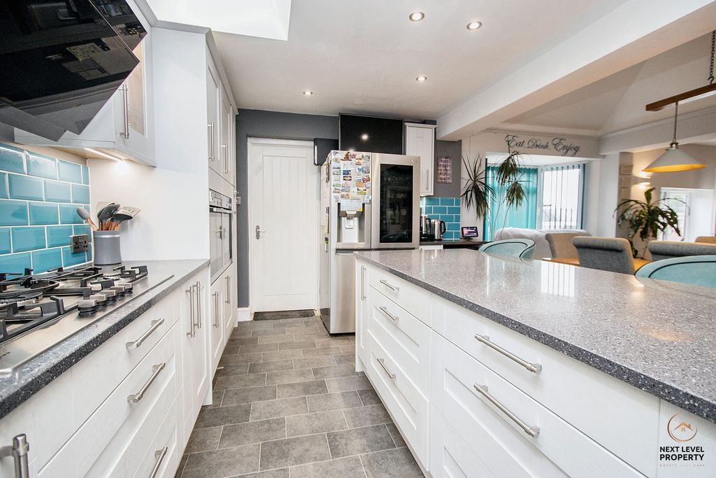 Additional image 12 of 8 bed detached house for saleBroadend Road, Wisbech PE14