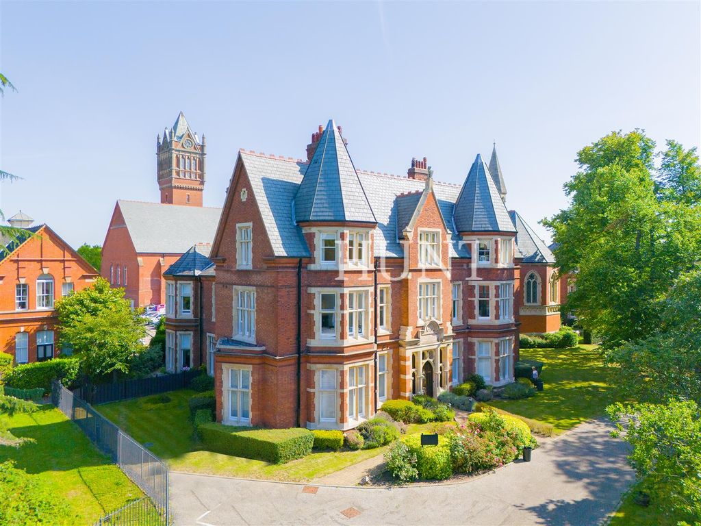 Additional image 23 of 2 bed flat for saleMontague House, Repton Park, Woodford Green, Essex IG8