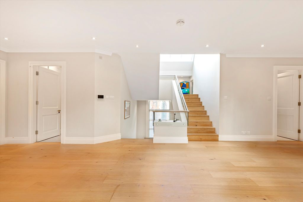 Additional image 9 of 8 bed end terrace house for saleOrmond Road, Richmond TW10