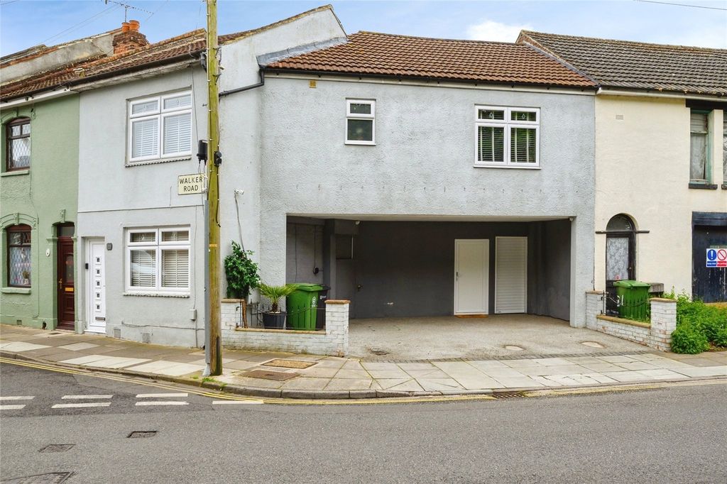 Additional image 2 of 3 bed detached house for saleWalker Road, Portsmouth, Hampshire PO2