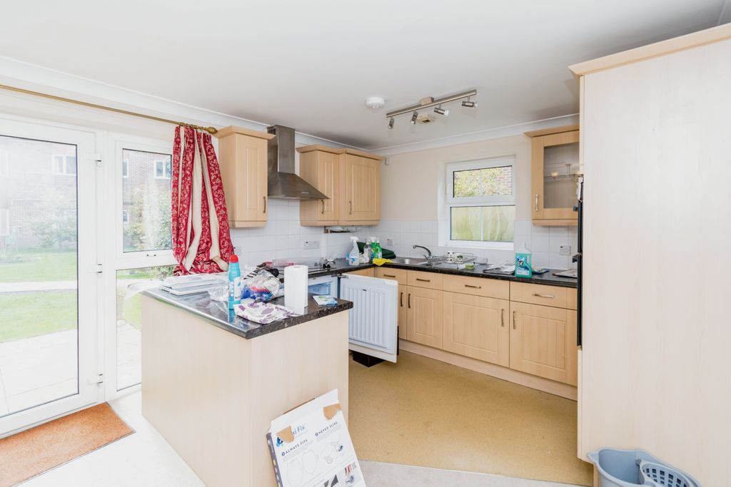 Additional image 4 of 2 bed flat for saleRollesbrook Gardens, Southampton, Hampshire SO15