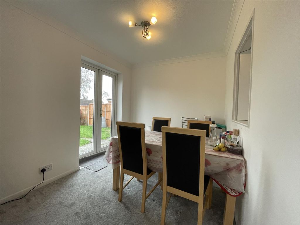 Additional image 7 of 3 bed semi-detached house for saleRosemead Drive, Oadby, Leicester LE2
