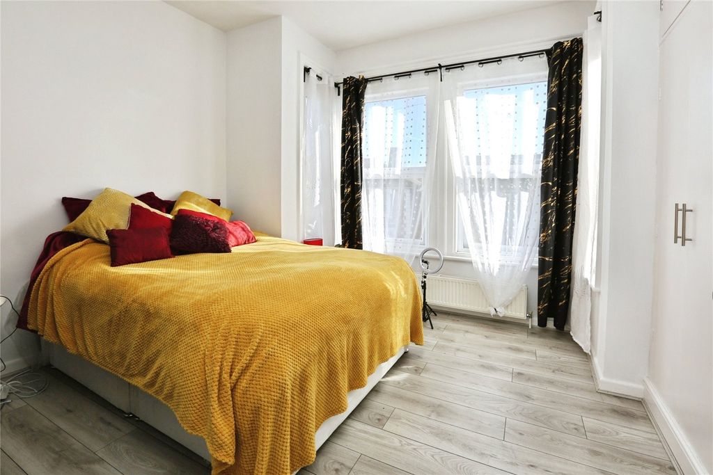 Additional image 5 of 1 bed flat for saleWestridge Road, Southampton, Hampshire SO17