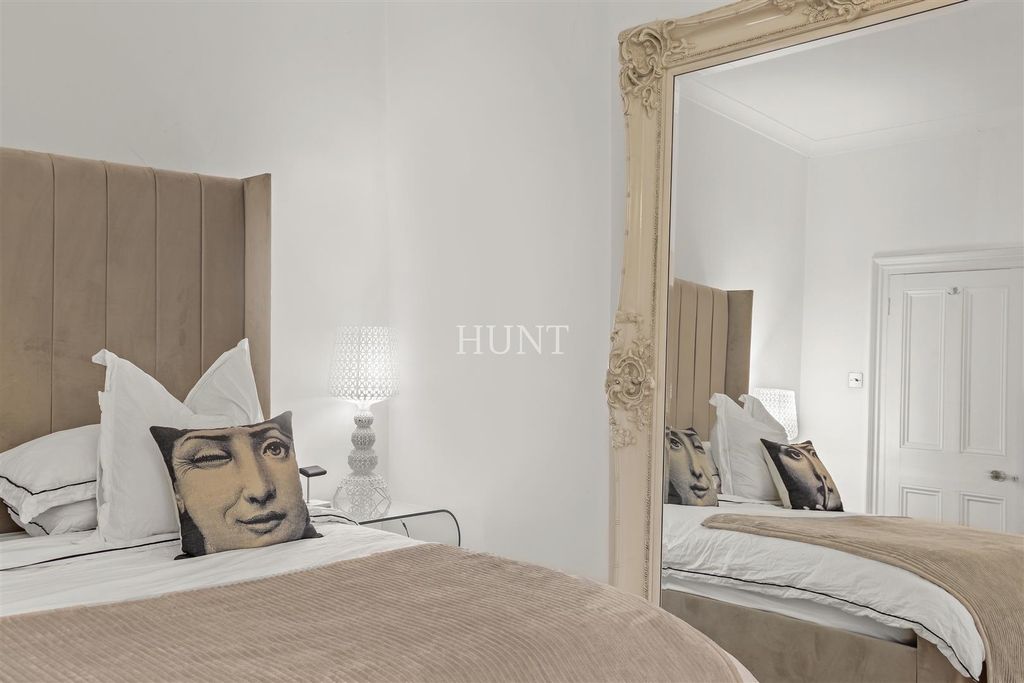 Additional image 23 of 5 bed terraced house for saleBroomhill Road, Woodford Green IG8