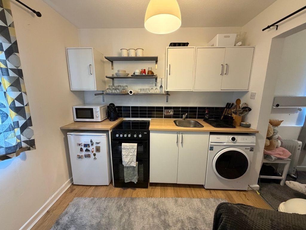 Additional image 5 of 1 bed flat for saleHambleton Close, Widnes WA8