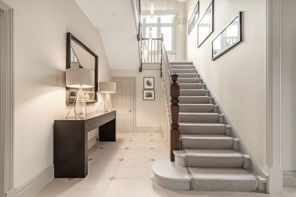 Additional image 3 of 6 bed detached house for saleDenbigh Gardens, Richmond, Surrey TW10