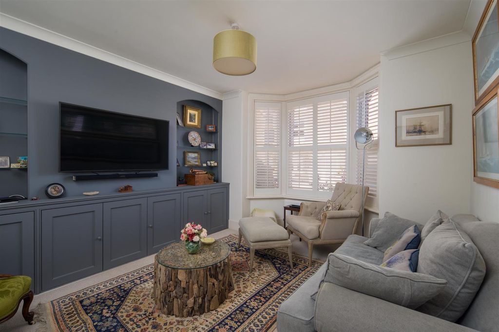 Additional image 5 of 4 bed detached house for saleYarmouth, Isle Of Wight PO41