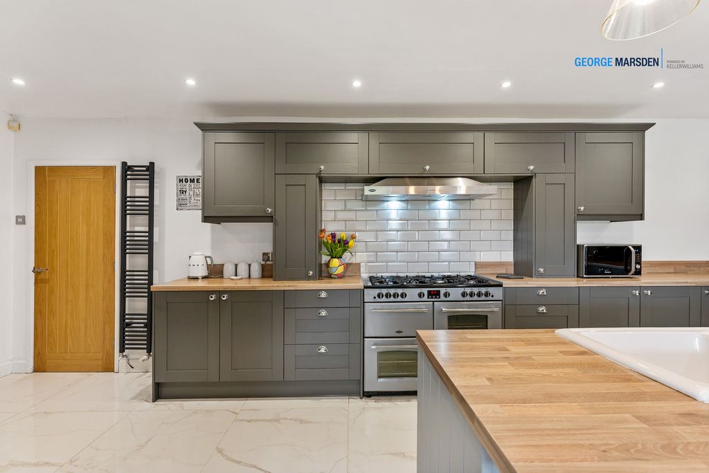 Additional image 12 of 5 bed detached house for saleWimborne Road, Wigan WN5