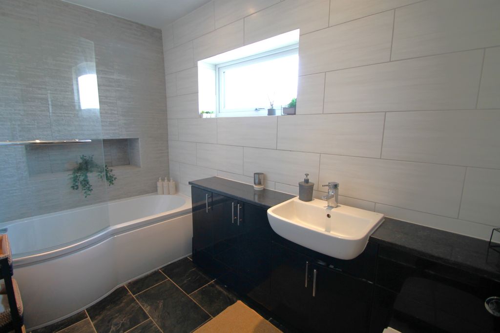 Additional image 23 of 5 bed property for saleFaire Road, Glenfield, Leicester, Leicestershire LE3