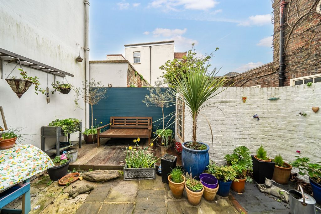 Additional image 7 of 3 bed terraced house for saleHigh Street, Old Portsmouth, Hampshire PO1