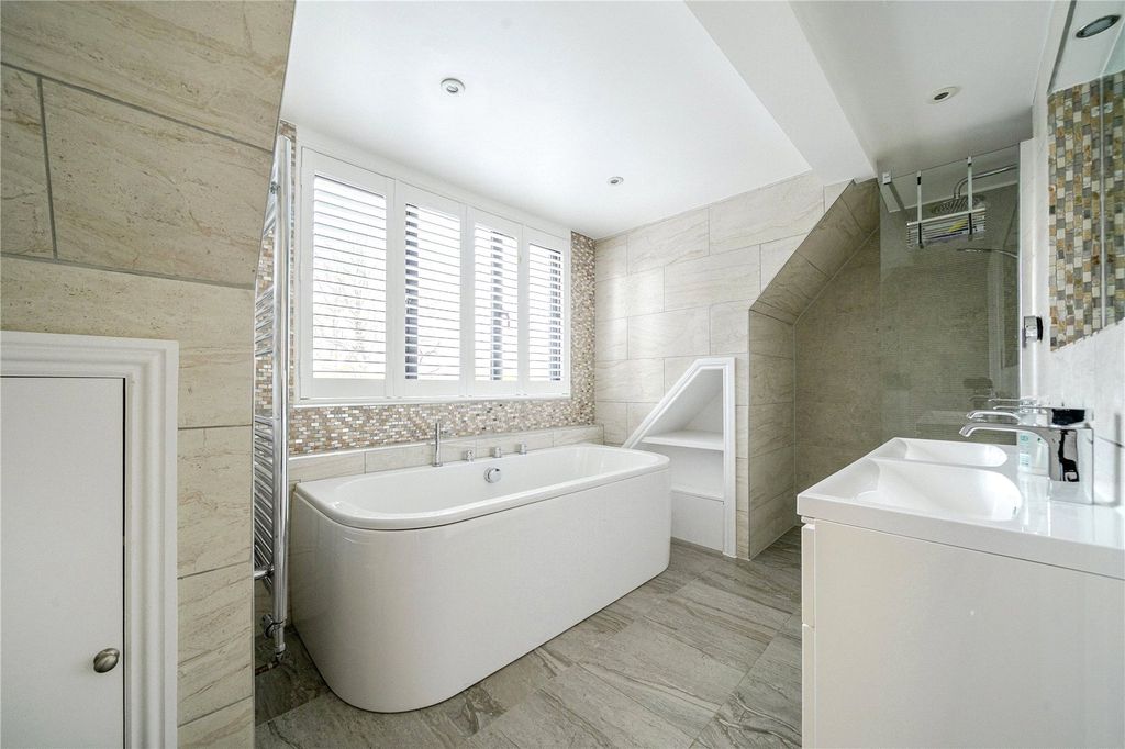 Additional image 15 of 5 bed detached house for saleSaunders Lane, Woking, Surrey GU22