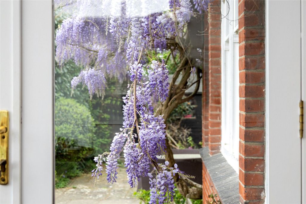 Additional image 33 of 6 bed semi-detached house for saleHook Heath, Surrey GU22