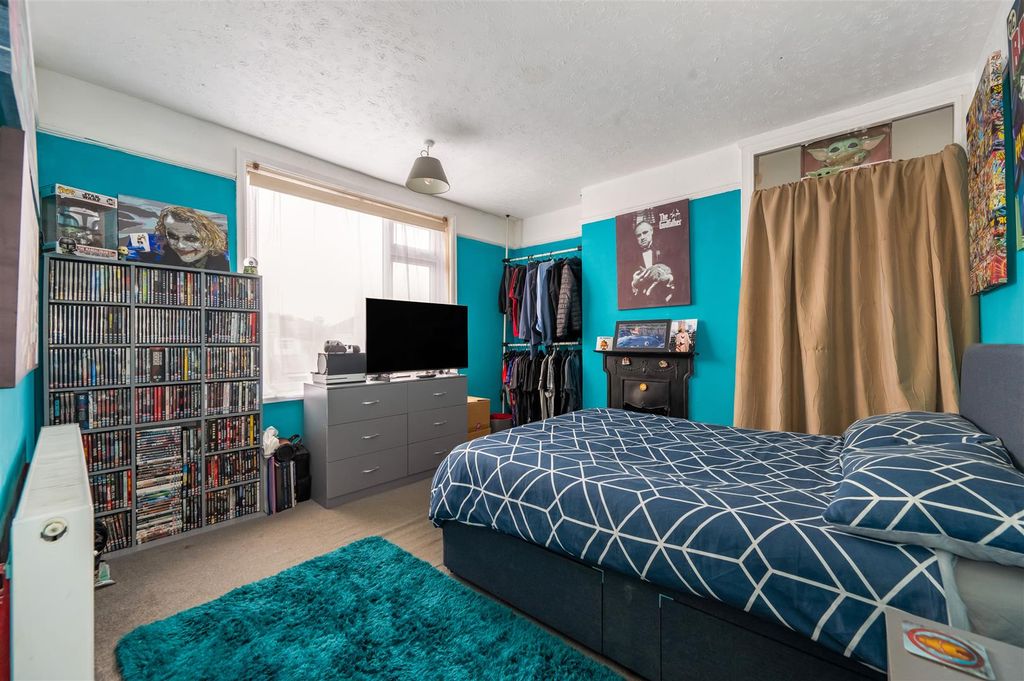 Additional image 21 of 4 bed end terrace house for saleMadeira Road, Portsmouth PO2