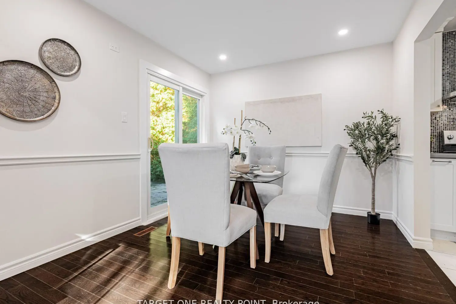 Additional image 7 of 93 Mayvern Crescent