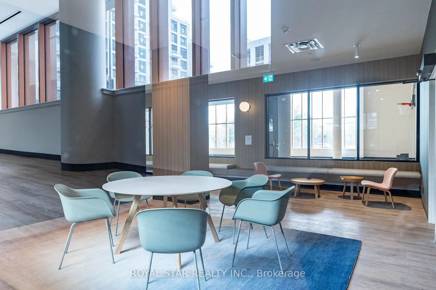 Additional image 18 of 7950 Bathurst Street 1502