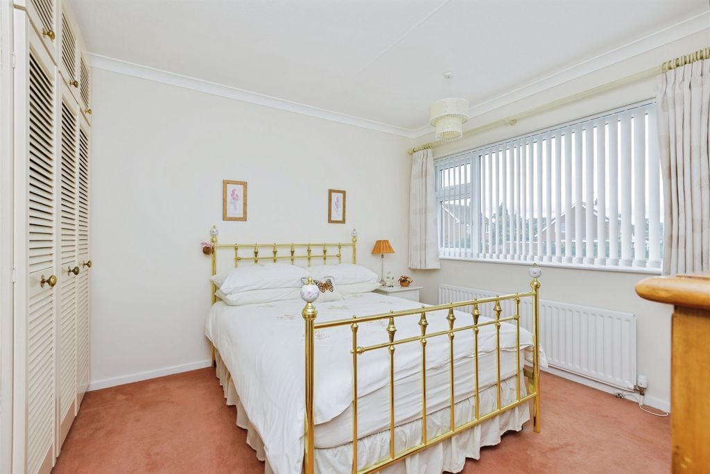 Additional image 12 of 3 bed semi-detached house for saleKew Drive, Oadby, Leicester LE2