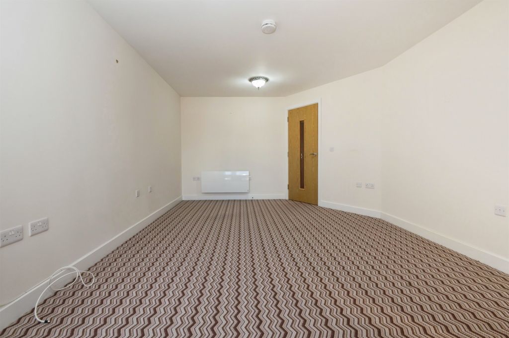 Additional image 3 of 1 bed flat for saleHampton Close, Southampton SO15
