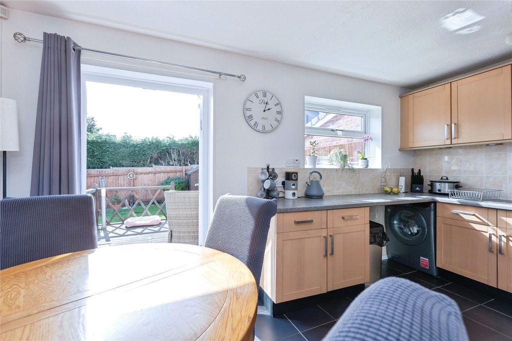 Additional image 8 of 3 bed semi-detached house for saleWindsor Avenue, Groby, Leicester LE6