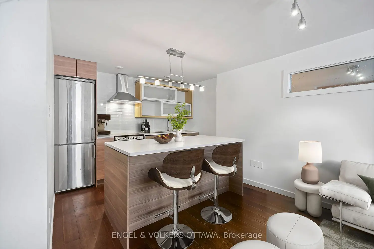 Additional image 3 of 59 Percy Street 102
