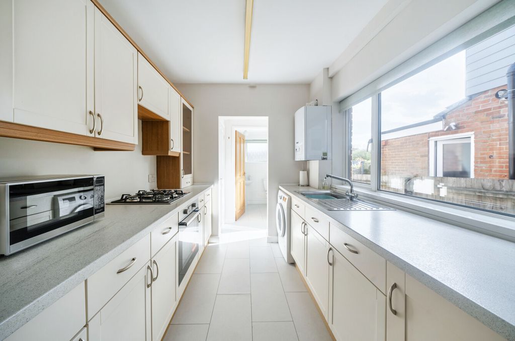 Additional image 4 of 2 bed terraced house for salePointout Road, Bassett, Southampton, Hampshire SO16