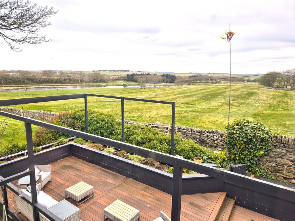 Additional image 2 of 6 bed detached house for saleGeorge Street, Wick KW1