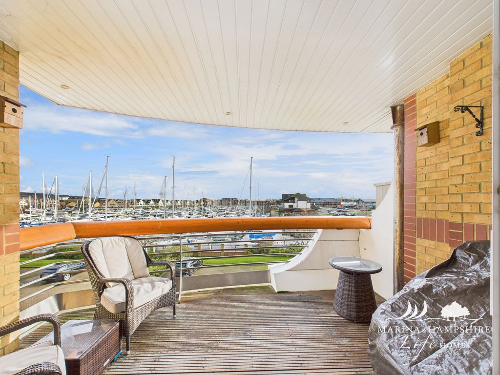 Additional image 20 of 2 bed flat for saleLock Approach, Port Solent PO6