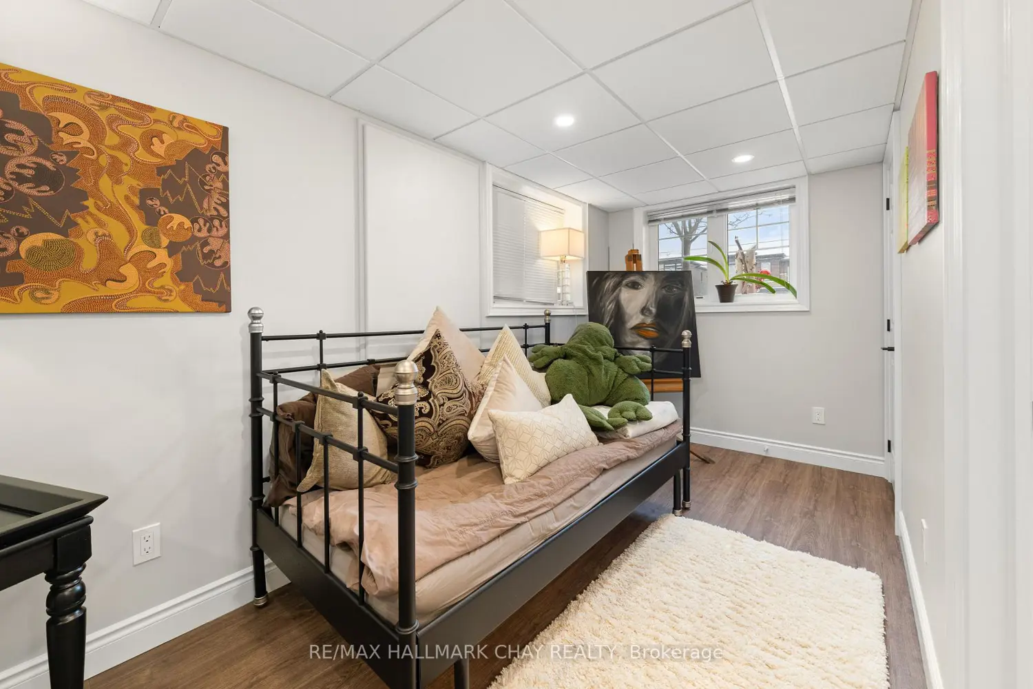 Additional image 8 of 571 Longworth Avenue 13