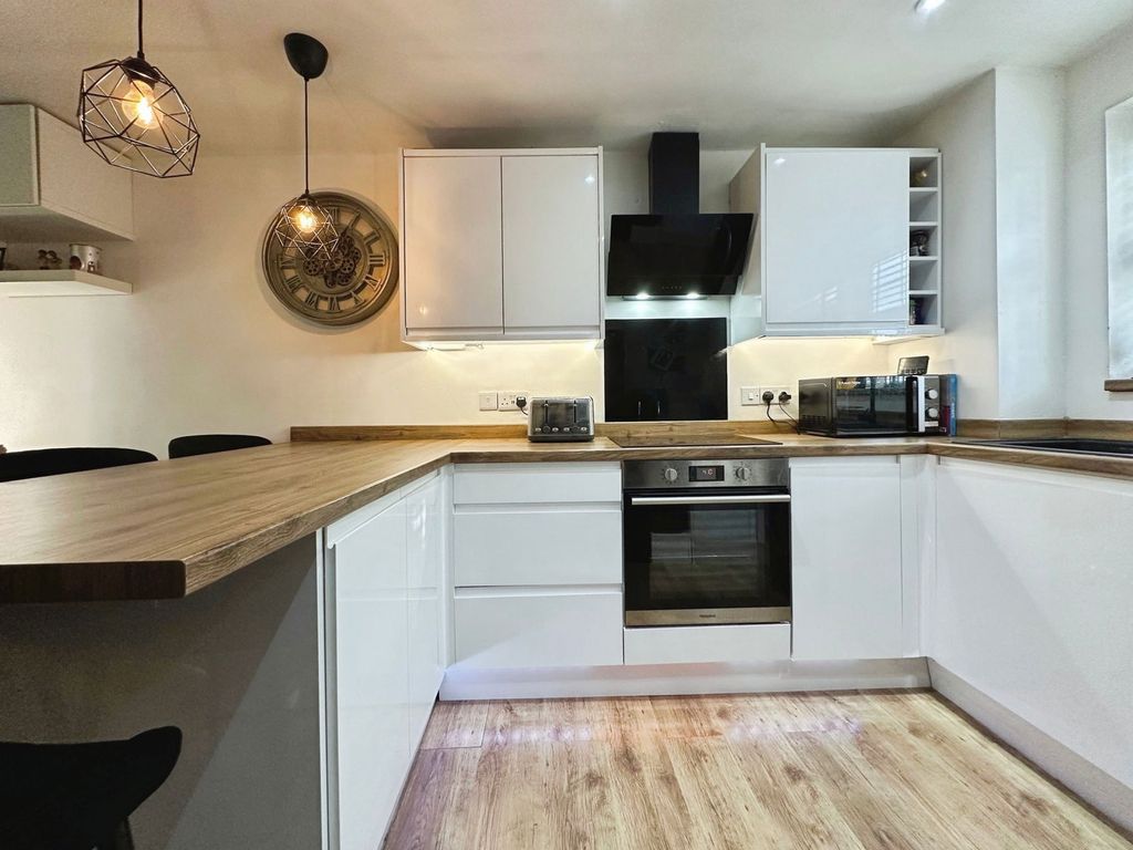 Additional image 11 of 2 bed flat for saleDam Mill Close, Bilbrook, Wolverhampton WV8