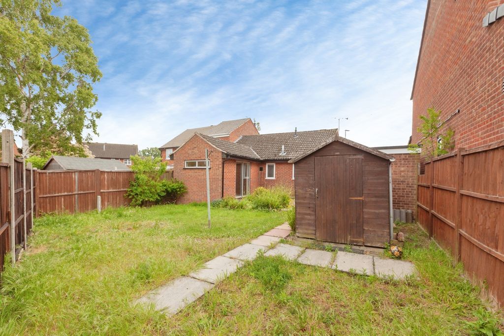 Additional image 16 of 2 bed bungalow for saleWinterton Close, Thurmaston, Leicester, Leicestershire LE4