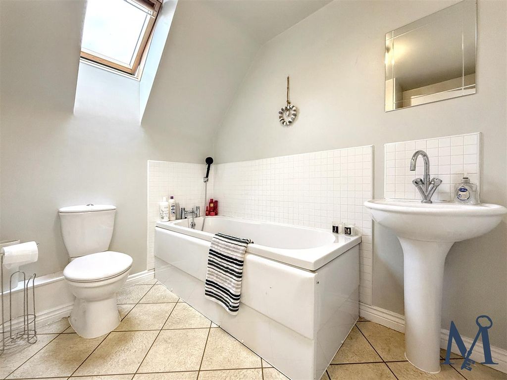 Additional image 22 of 5 bed detached house for saleClover Way, Syston, Leicester LE7