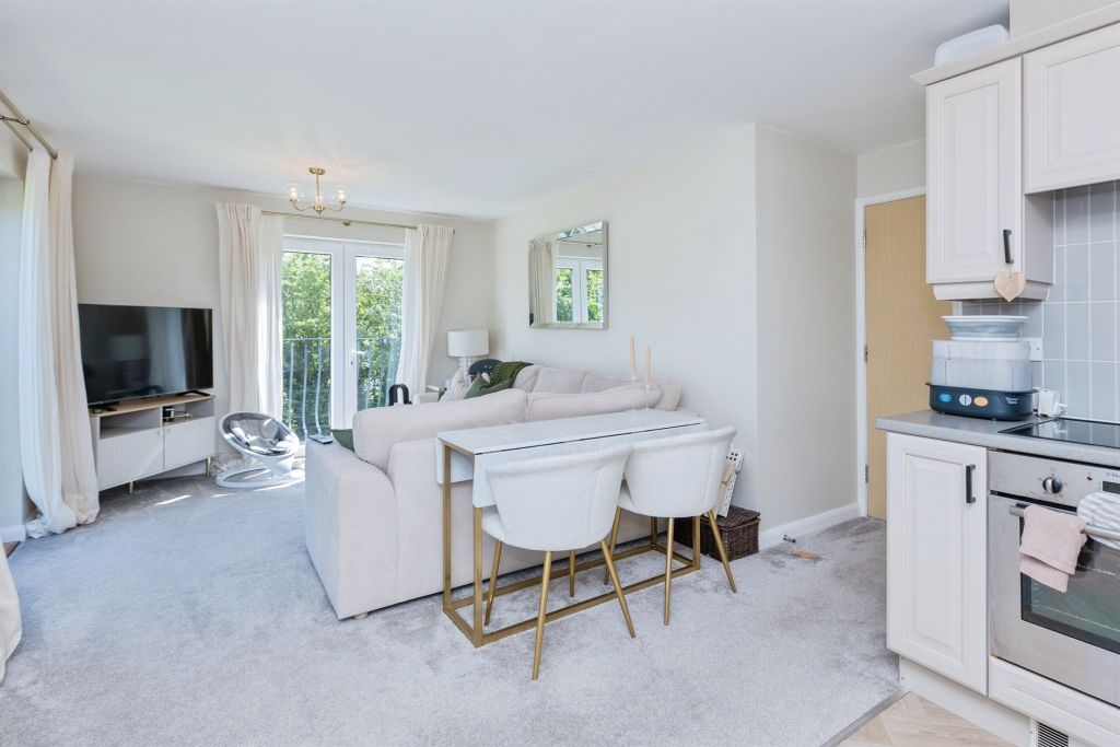 Additional image 8 of 2 bed flat for saleLoughland Close, Blaby, Leicester LE8