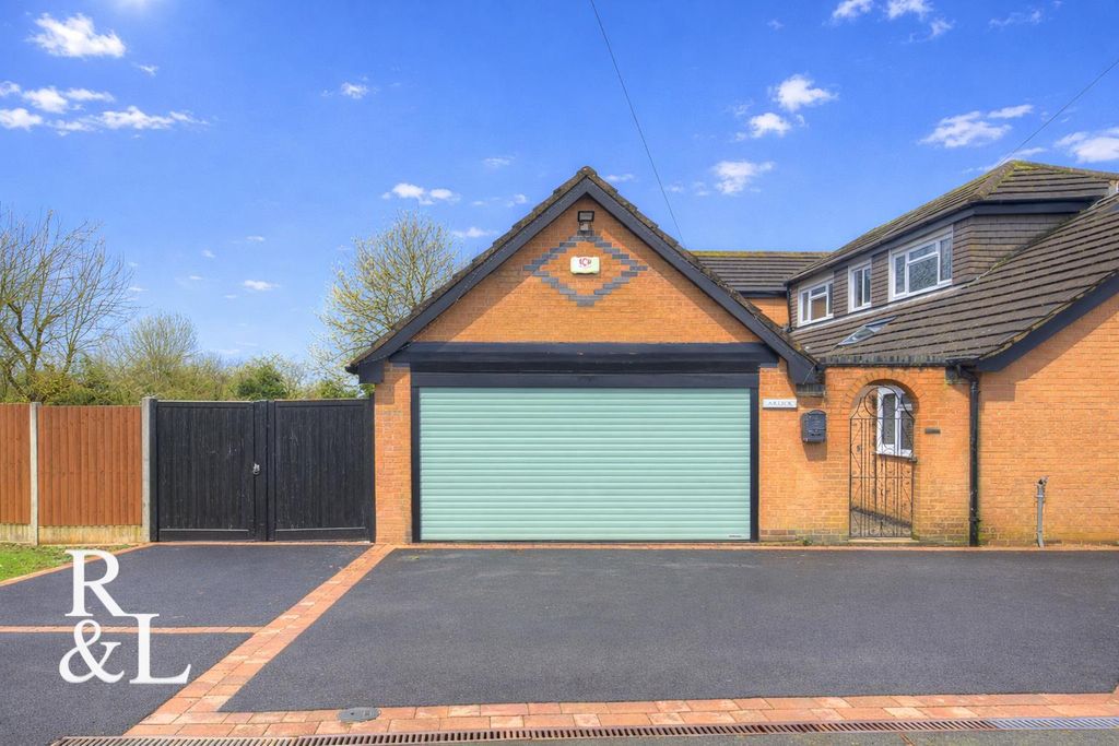 Additional image 41 of 4 bed detached house for saleYork Close, Measham, Swadlincote DE12