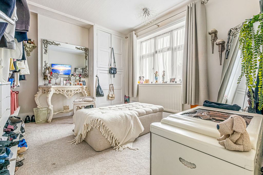 Additional image 17 of 3 bed detached house for salePine Road, Glenfield LE3