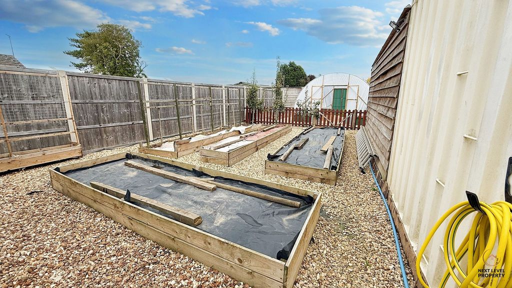Additional image 50 of 8 bed detached house for saleBroadend Road, Wisbech PE14